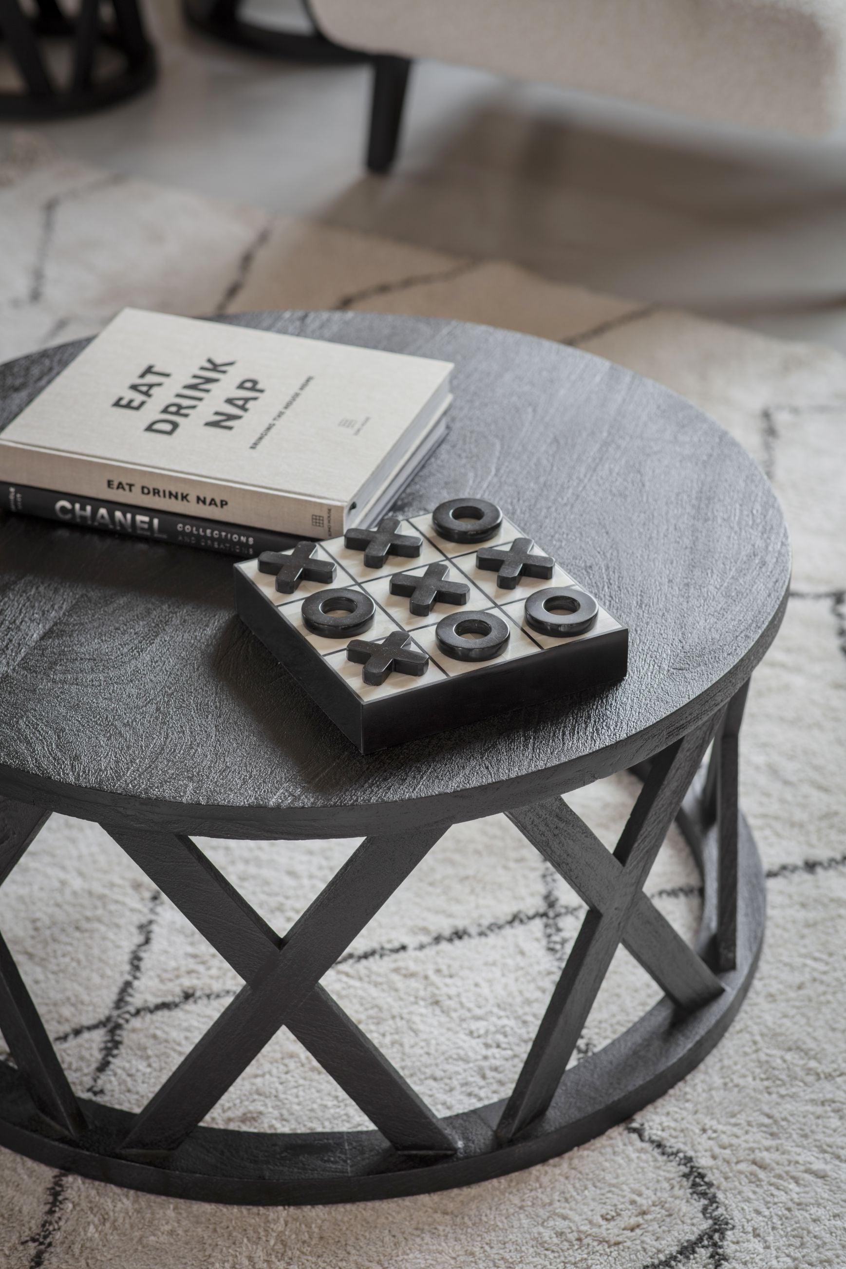 Cali Black Mango Wood Round Coffee Table